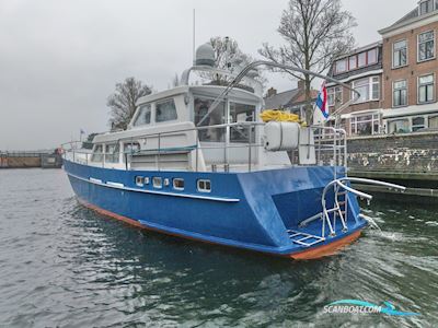 Pieter Beeldsnijder Spiegelkotter 15.00 VS Motorboten 2005, met Cummins 2.8 motor, The Netherlands