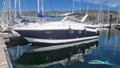 Prestige 30S Motorboten 2007, met Volvo Penta D3 motor, United Kingdom