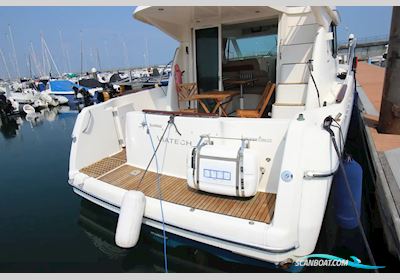 Prestige 32 Fly Motorboten 2003, met Volvo Penta motor, Ierland