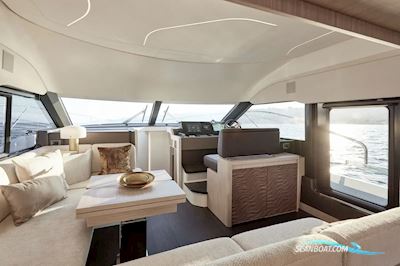 Prestige F4.9 Motorboten 2025, met Volvo Penta motor, Ierland