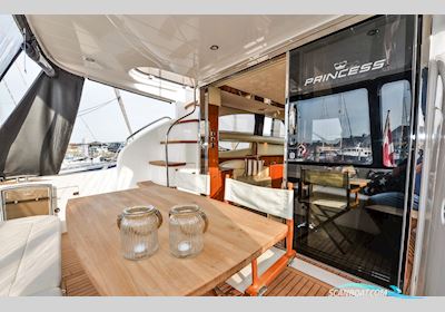 Princess 42 Flybridge Motorboten 2008, met Volvo Penta motor, Sweden