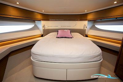 Princess F70 Motorboten 2020, met 2 x Man V12 1400 motor, Griekenland