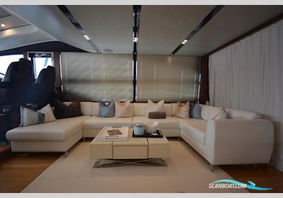 Princess S72 Motorboten 2016, met 2 x Caterpillar C32A 1723 hp motor, Italië
