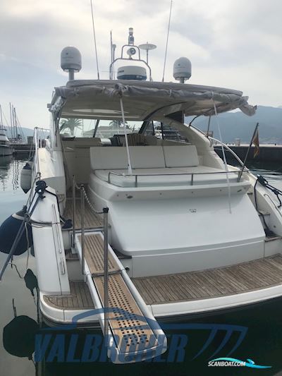 Princess Yachts V 45 Motorboten 2008, met Volvo Penta D6 motor, Montenegro