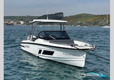 Quarken 27 T-Top Motorboten 2022, met Yamaha F300HP motor, United Kingdom