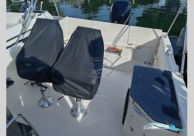 Quicksilver  755 Sundeck Motorboten 2018, met Mercury  motor, France