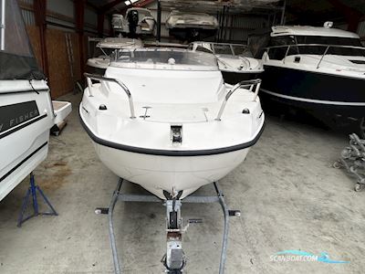 Quicksilver 455 Cabin / Med Trailer Motorboten 2016, Denemarken