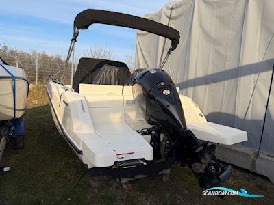 Quicksilver 605 Sundeck (2022) – Mercury 150 HK – Kun 75 Timer – Topudstyret! Motorboten 2022, met Mercury motor, Denemarken