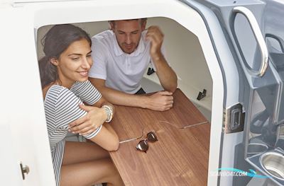 Quicksilver Activ 555 Cabin Med 100 hk Mercury-Efi 4 Takt 2,1L - Inkl. Ekstraudstyr Motorboten 2024, Denemarken