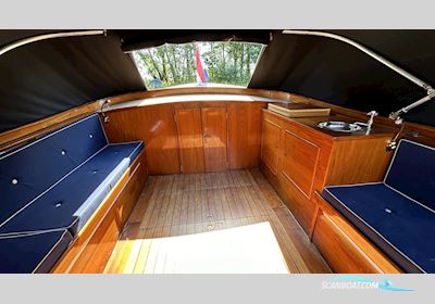 Reddingssloep 8.00 Motorboten 1981, met Lister Petter motor, The Netherlands