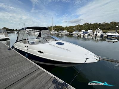 Regal 2450 Cuddy Motorboten 2005, met Mercruiser motor, United Kingdom