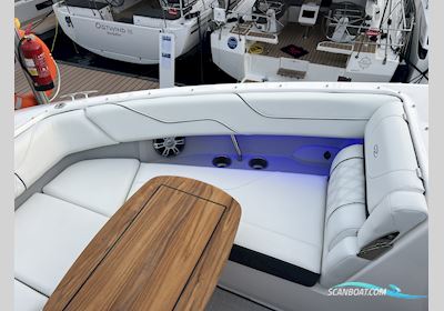 Regal LS6 Bowrider Motorboten 2025, met Mercruiser motor, Spain