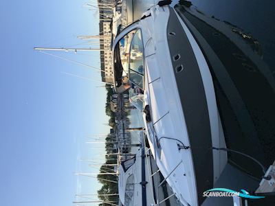 Rinker 310 Express Cruiser Motorboten 2013, met Mercury 5,0 motor, Denemarken