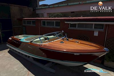 Riva Aquarama Motorboten 1969, met Riva motor, Italië