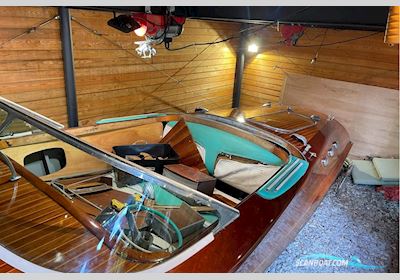 Riva Ariston Motorboten 1964, met Chrysler motor, United Kingdom