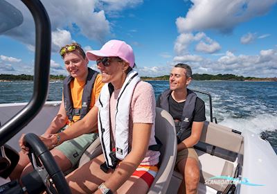 Ryds 550VI Mid C Motorboten 2024, met Yamaha F80 motor, Denemarken