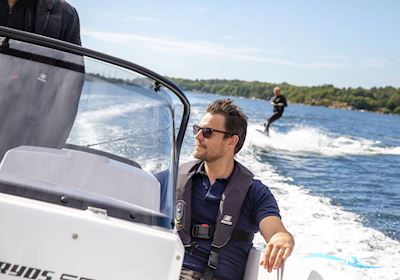 Ryds 550VI Sport Motorboten 2024, met Yamaha F80 motor, Denemarken