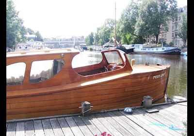Salonboot 7,5 m Motorboten 1951, met Hanomag motor, The Netherlands