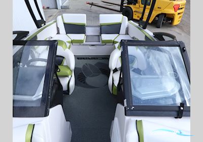 Scarab 215 HO Jet Motorboten 2017, met 2 x Rotax 4-Tec 1503 motor, Denemarken
