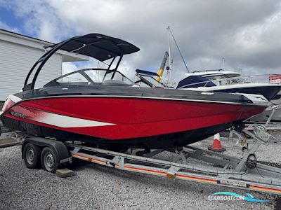 Scarab 215 Motorboten 2015, met Rotax motor, United Kingdom
