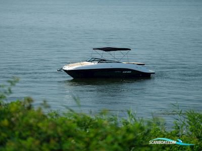 Sea Ray 230 Sun Sport Motorboten 2025, met Mercruiser motor, Denemarken