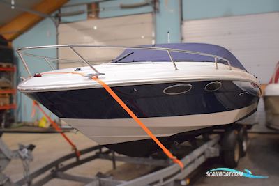 Sea Ray Sunsport 230 – Solgt Motorboten 2001, met Mercruiser motor, Denemarken