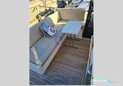 Sealine C330 Motorboten 2018, met Volvo Penta D3 motor, Italië