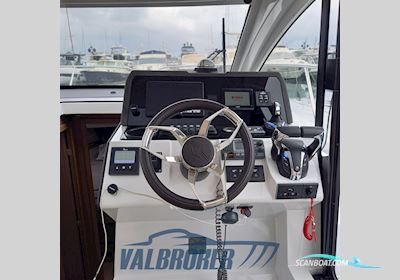 Sealine C335V Motorboten 2022, met Yamaha V6 motor, Italië