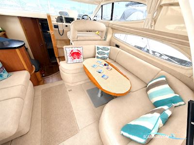 Sealine F37 Motorboten 2010, met Volvo Penta motor, United Kingdom