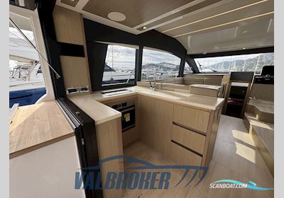 Sealine F430 Motorboten 2020, met Volvo Penta Ips 600 motor, France