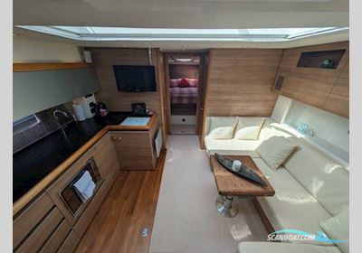 Sealine International SC47 Motorboten 2011, met Cummins motor, United Kingdom