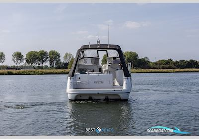 Sessa  Oyster 34 Motorboten 2000, met MerCruiser is een merk van inboard- en sterndrive-motoren van de Amerikaanse fabrikant Mercury Marine. Ze staan bekend om betrouwbare, krachtige moto motor, The Netherlands