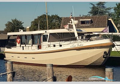 Smelne Salon Vlet 1485 Motorboten 2004, met 1 motor, The Netherlands