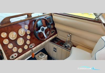 Souter & Sons Cowes-Torquay-Cowes race boat Motorboten 1970, met Twin turbo-charged Yanmar 6LPS of 315 hp each with about 350 hours since re-build. motor, United Kingdom