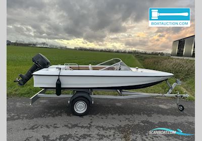 Speedboot 435 Motorboten , met Yamaha motor, The Netherlands