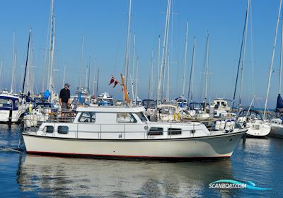 Starlett 34  Motorboten 1980, met Ford 2712e diesel  motor, Denemarken
