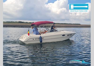 Stingray 220 Motorboten 2005, met Mercruiser motor, België