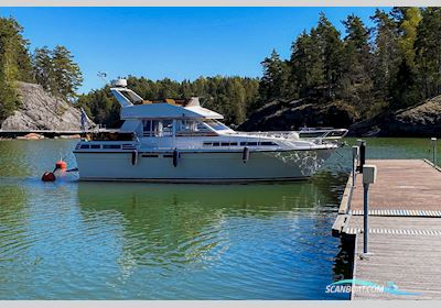 Storebro Royal Cruiser 36 Motorboten 1988, met Volvo Penta Tamd 61 A (300 hp) x 2 motor, Finland