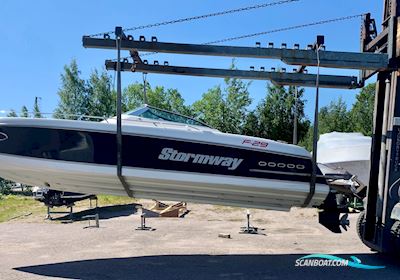 Stormway F29 Motorboten 2008, met MerCruiser 496 H.O. motor, Finland