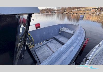 Striker 8000 Motorboten 1998, met Mercruiser motor, Sweden