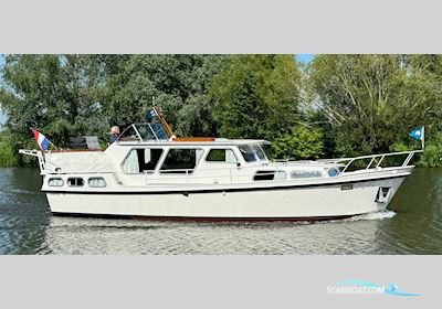 Super Lauwersmeer 11.20 AK Cabrio Motorboten 1980, met Mercedes motor, The Netherlands