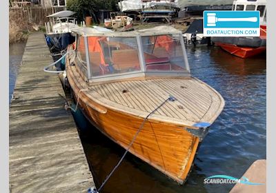 Taxi Boat 850 Motorboten 1952, met Perkins motor, The Netherlands