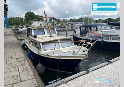 Tjeukemeer 900AK Motorboten 1978, met Mercedes OM 352 motor, The Netherlands