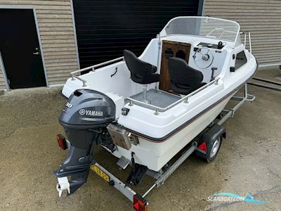 Uttern 4450C Kabinebåd Med Yamaha F30 Motorboten 1996, met Yamaha motor, Denemarken