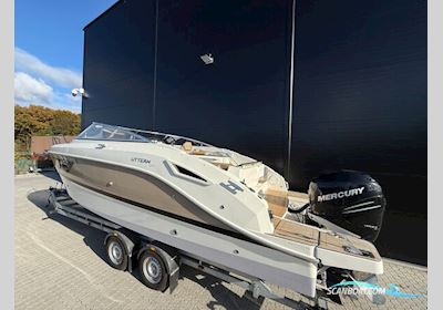 Uttern D 77 Motorboten 2017, met Mercury motor, Denemarken