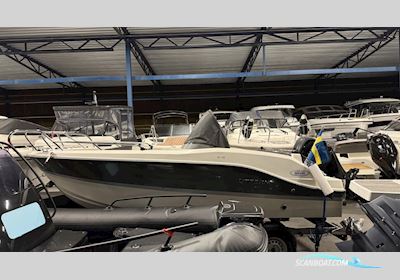 Uttern S45 Motorboten 2014, met Mercury motor, Sweden