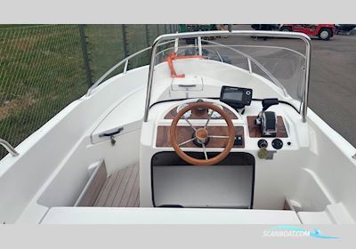 Uttern S46 Motorboten 2002, met Mercury motor, Sweden