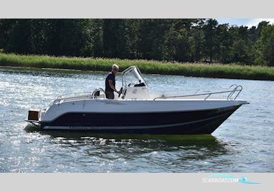 Uttern S64 Exclusive Motorboten 2006, met  Mercruiser motor, Sweden