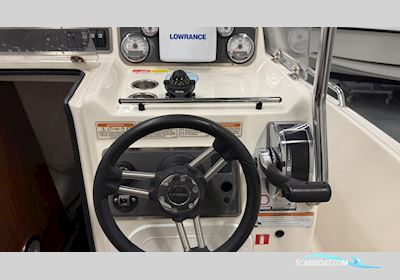 Uttern S64 Motorboten 2012, met Mercruiser motor, Sweden