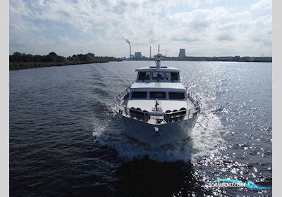Valk Continental 15.60 Motorboten 2003, met 2 motor, The Netherlands